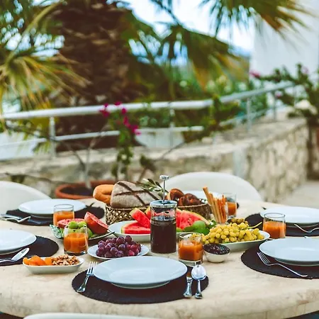 Вилла The Grove Каш